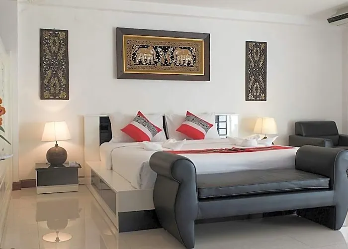 True Siam Phayathai 4*